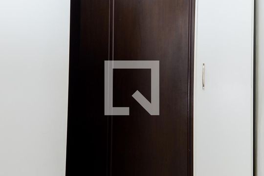 Closet da Suíte 4 de casa à venda com 4 quartos, 330m² em Vila Francisco Mineiro, Guarulhos