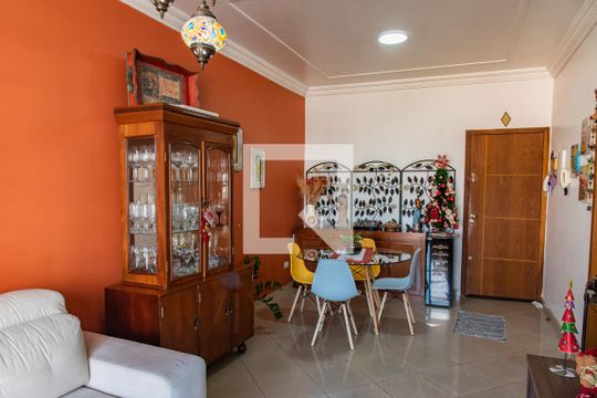 Sala de apartamento à venda com 2 quartos, 87m² em Vila Dom Pedro I, São Paulo