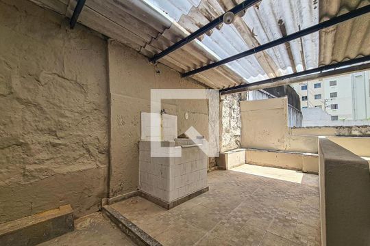 Área de Serviço de casa para alugar com 3 quartos, 90m² em Cascadura, Rio de Janeiro