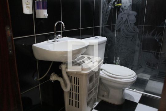 Banheiro da Suíte 1 de casa à venda com 3 quartos, 120m² em Vila Carmosina, São Paulo
