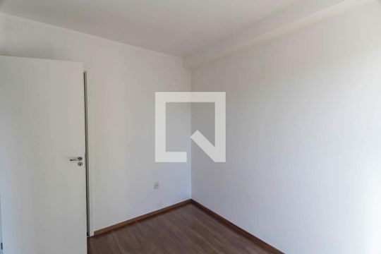 Quarto de apartamento à venda com 1 quarto, 28m² em Vila Tolstoi, São Paulo
