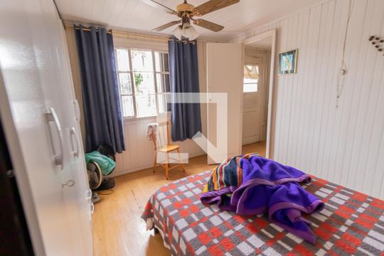 Quarto 1 de casa à venda com 2 quartos, 80m² em Scharlau, São Leopoldo