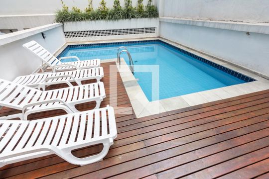 Piscina de apartamento à venda com 1 quarto, 43m² em Perdizes, São Paulo