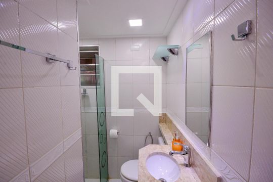 Banheiro de apartamento à venda com 2 quartos, 54m² em Paraíso, São Paulo