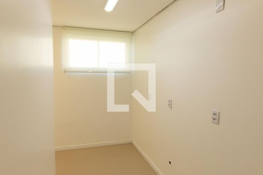 Cozinha e Área de Serviço de apartamento à venda com 1 quarto, 43m² em Jardim Itu Sabará, Porto Alegre
