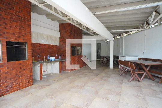 Área comum - Churrasqueira de apartamento à venda com 1 quarto, 42m² em Jardim Carvalho, Porto Alegre