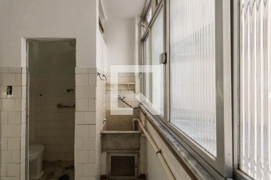 Área de Serviço de apartamento para alugar com 2 quartos, 100m² em Grajaú, Rio de Janeiro