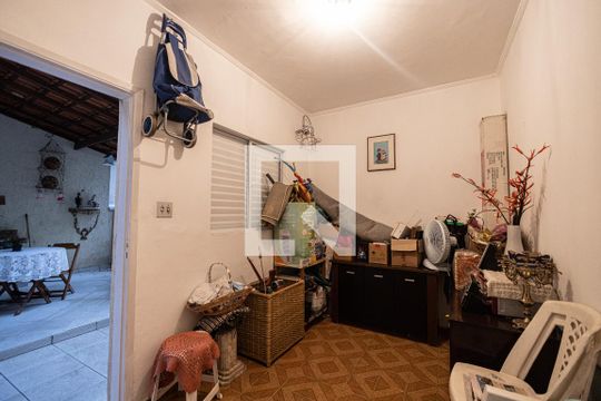 Quarto de Serviço de casa à venda com 3 quartos, 200m² em Chácara Santo Antônio (zona Leste), São Paulo
