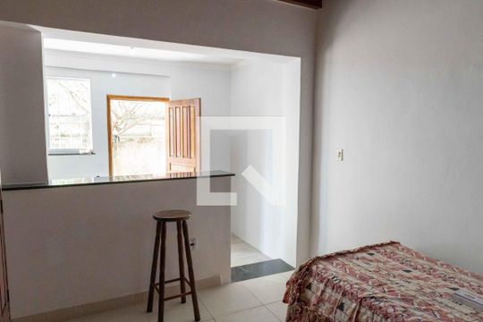 Sala de kitnet/studio para alugar com 1 quarto, 20m² em Fonseca, Niterói