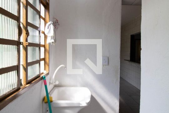 Área de Serviço de casa para alugar com 2 quartos, 90m² em Itaquera, São Paulo