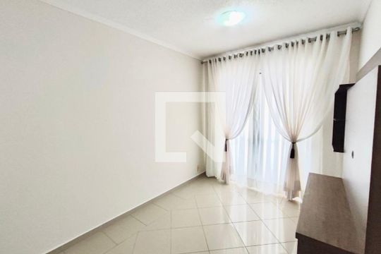 Sala de apartamento para alugar com 3 quartos, 59m² em Jardim Dom Vieira, Campinas