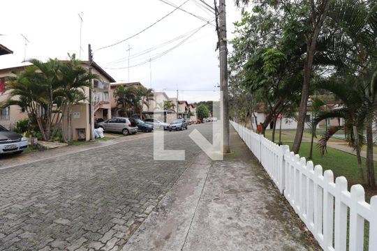Vista da Rua de casa de condomínio à venda com 2 quartos, 65m² em Vila Sao Joao Batista, Guarulhos