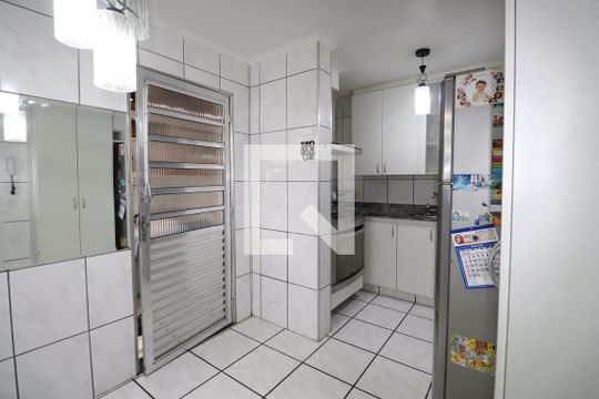 Cozinha de casa de condomínio à venda com 2 quartos, 65m² em Vila Sao Joao Batista, Guarulhos