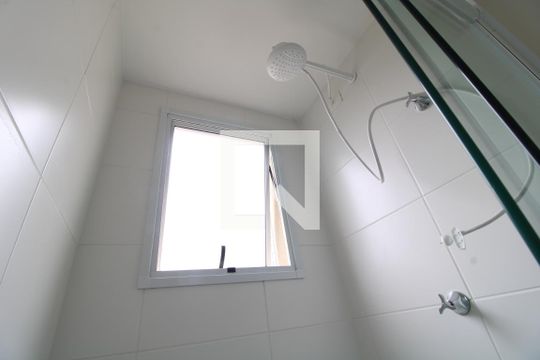 Chuveiro de apartamento para alugar com 1 quarto, 37m² em Cidade Ademar, São Paulo