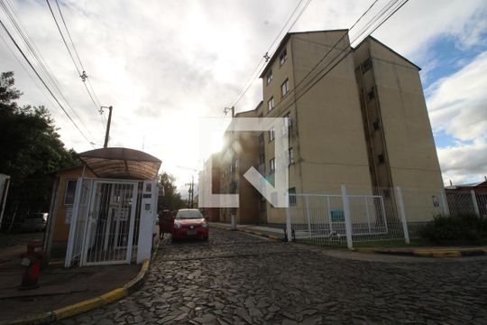 Fachada do Condomínio de apartamento à venda com 2 quartos, 40m² em Olaria, Canoas