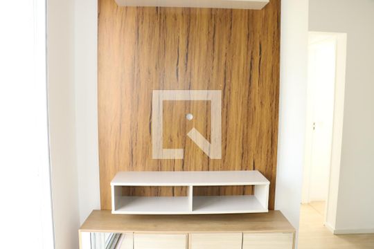 Sala de apartamento para alugar com 2 quartos, 47m² em Vila Monte Serrat, Cotia