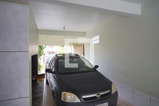 Garagem de casa à venda com 4 quartos, 220m² em Jardim Itu, Porto Alegre