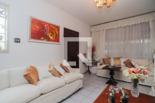 Sala de casa à venda com 5 quartos, 120m² em Vila Romana, São Paulo