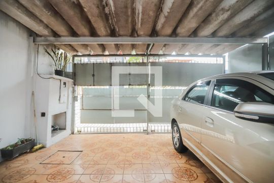 Garagem de casa à venda com 5 quartos, 120m² em Vila Romana, São Paulo
