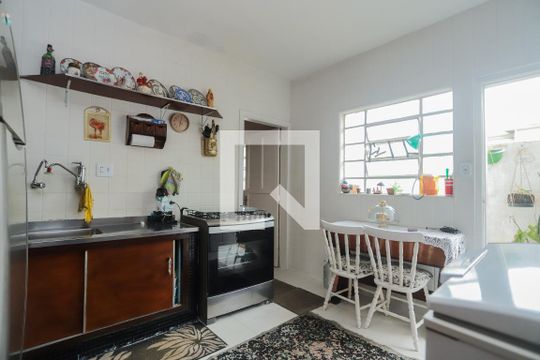 Cozinha de casa à venda com 5 quartos, 120m² em Vila Romana, São Paulo