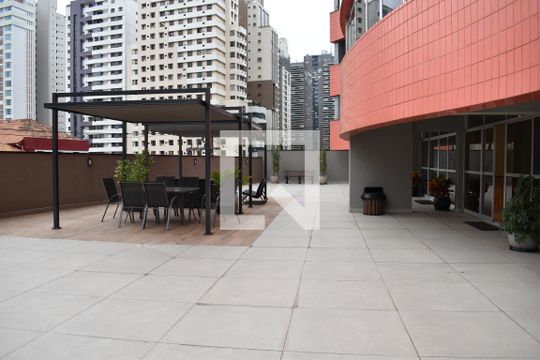 Área comum de apartamento para alugar com 4 quartos, 211m² em Batel, Curitiba