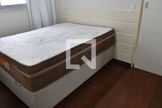 Suíte 2 de apartamento para alugar com 4 quartos, 211m² em Batel, Curitiba