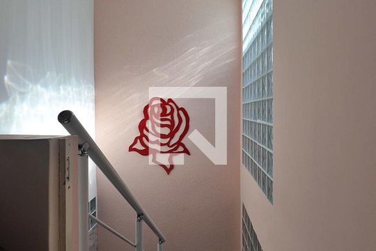 Escada de casa à venda com 3 quartos, 186m² em Vila Guiomar, Santo André
