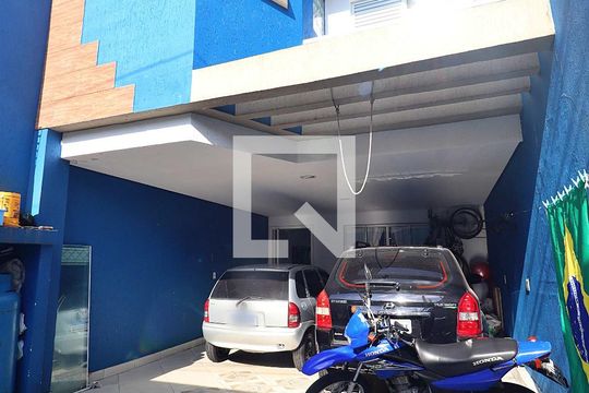 Garagem de casa à venda com 3 quartos, 186m² em Vila Guiomar, Santo André