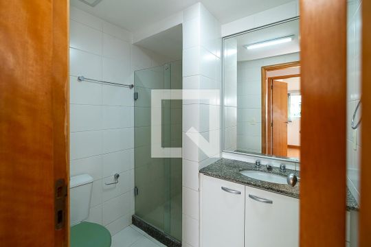 Banheiro Corredor de apartamento à venda com 2 quartos, 70m² em Maracanã, Rio de Janeiro