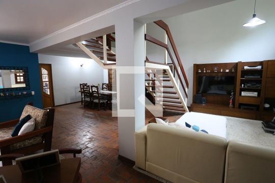 Sala de casa à venda com 3 quartos, 540m² em Cidade Patriarca, São Paulo