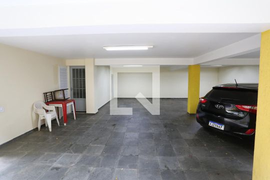 Garagem de casa à venda com 3 quartos, 540m² em Cidade Patriarca, São Paulo