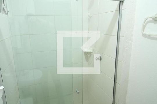 Banheiro de apartamento para alugar com 2 quartos, 50m² em Jardim Interlagos, Ribeirão Preto