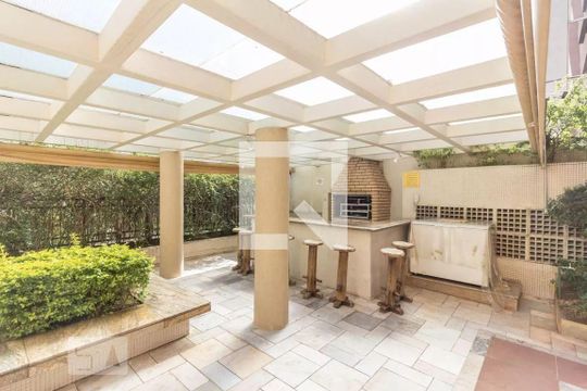 Área comum - Churrasqueira de apartamento para alugar com 2 quartos, 53m² em Bela Vista, São Paulo