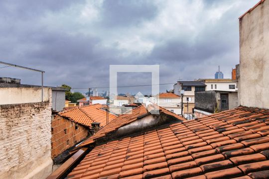 Vista de casa à venda com 3 quartos, 125m² em Vila Macedopolis, São Paulo