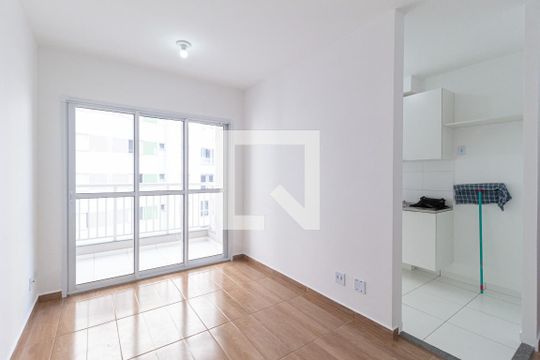 Apartamento à venda com 2 quartos, 46m² em Padroeira, Osasco