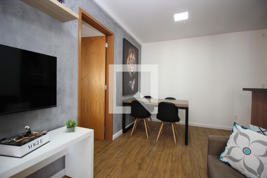 Sala de apartamento para alugar com 1 quarto, 50m² em Taguatinga Sul (taguatinga), Brasília
