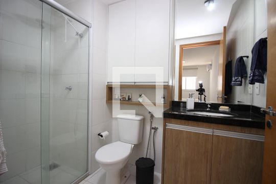 Banheiro da Suíte de apartamento para alugar com 1 quarto, 50m² em Taguatinga Sul (taguatinga), Brasília