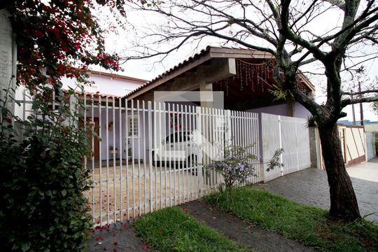 Fachada de casa para alugar com 3 quartos, 240m² em Jardim Astro, Sorocaba