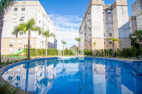 Área comum - Piscina de apartamento à venda com 2 quartos, 47m² em Cavalhada, Porto Alegre