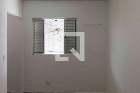 Quarto 2 de casa à venda com 4 quartos, 216m² em Vila Arcadia, São Paulo
