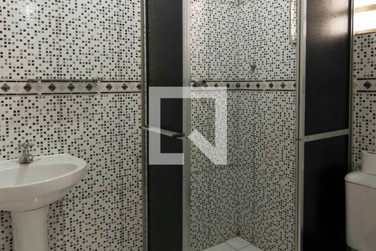 Banheiro de casa à venda com 4 quartos, 216m² em Vila Arcadia, São Paulo