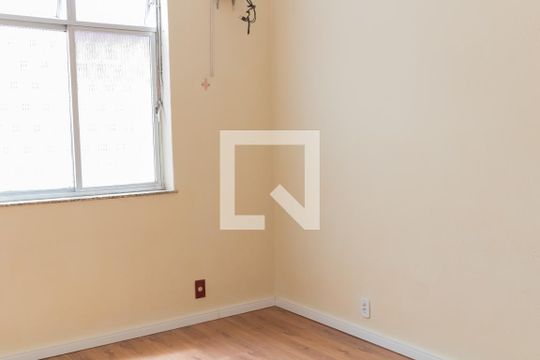 Quarto 1 de apartamento à venda com 2 quartos, 55m² em Higienópolis, Rio de Janeiro