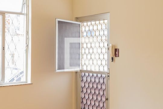 Sala de apartamento à venda com 2 quartos, 55m² em Higienópolis, Rio de Janeiro