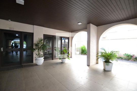 Área comum de apartamento para alugar com 3 quartos, 100m² em Menino Deus, Porto Alegre