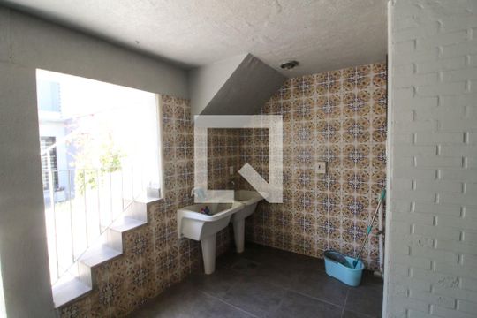 Área de Serviço de casa à venda com 5 quartos, 280m² em Centro, Canoas