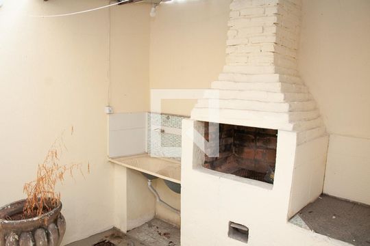 Área de Serviço de casa para alugar com 1 quarto, 40m² em Jardim Pérola, Contagem