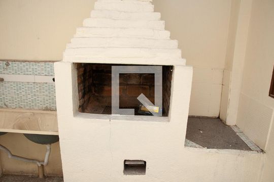 Churrasqueira de casa para alugar com 1 quarto, 40m² em Jardim Pérola, Contagem