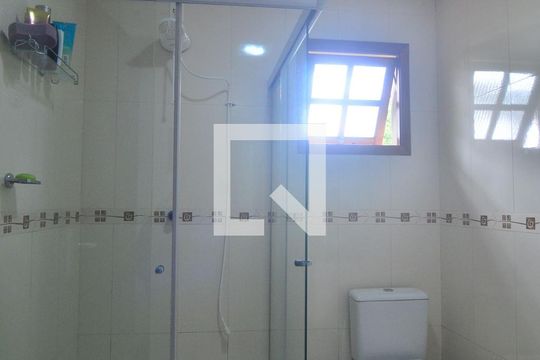 Banheiro Suíte de casa à venda com 5 quartos, 256m² em Estância Velha, Canoas