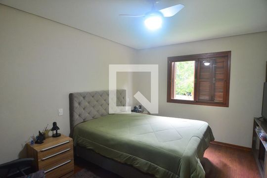 Suíte de casa à venda com 5 quartos, 256m² em Estância Velha, Canoas
