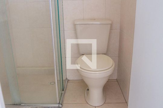 Banheiro de apartamento para alugar com 1 quarto, 40m² em Alto da Lapa, São Paulo